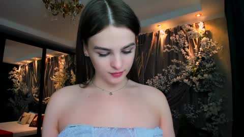 Amanda online show from 01-28-25, 04:08