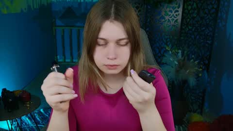 fiora online show from 01-08-25, 05:05