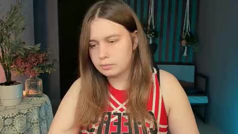 fiora online show from 09-30-25, 01:27