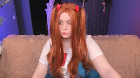 fiora online show from 11-30-25, 07:23