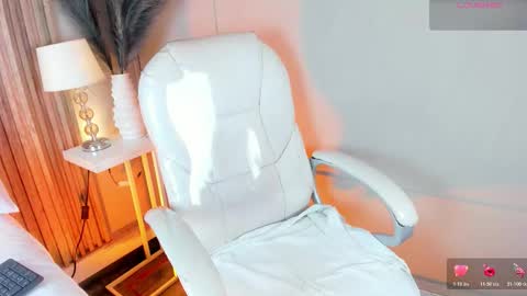 Snapshot of fiorelaston chatting on 02-06-26, 04:17 Fiorela online show from 02-06-26, 04:17