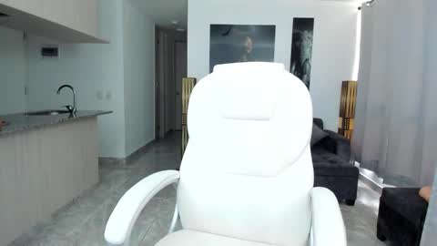 Snapshot of fiorellasantamaria chatting on 03-12-25, 10:07 fiore   online show from 03-12-25, 10:07