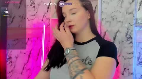 Snapshot of fire_emily chatting on 09-28-25, 01:22 fire_emily online show from 09-28-25, 01:22