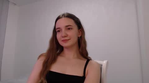 fireflies_fly_ online show from 02-20-26, 06:52