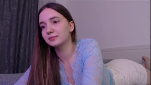 fireflies_fly_ online show from 02-27-26, 07:47