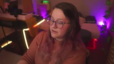 Snapshot of fireproofcuriousity chatting on 02-21-26, 04:57 Lio Roxy online show from 02-21-26, 04:57