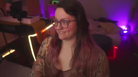 Snapshot of fireproofcuriousity chatting on 02-22-26, 05:19 Lio Roxy online show from 02-22-26, 05:19