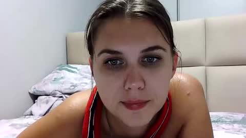 Snapshot of firststarsara chatting on 09-10-25, 07:14 Sara online show from 09-10-25, 07:14