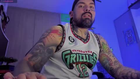 Snapshot of fisherrman666 chatting on 10-17-25, 12:47 fisherrman666 online show from 10-17-25, 12:47