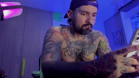 Snapshot of fisherrman666 chatting on 10-23-25, 04:12 fisherrman666 online show from 10-23-25, 04:12