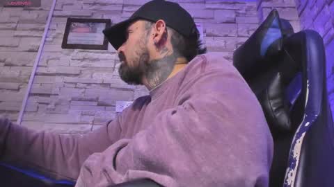 Snapshot of fisherrman666 chatting on 11-21-25, 12:10 fisherrman666 online show from 11-21-25, 12:10