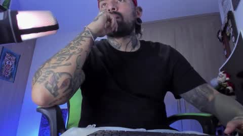 fisherrman666 online show from 12-23-25, 01:47