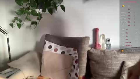 Snapshot of fit_rubinho chatting on 02-23-25, 03:51 Rubn online show from 02-23-25, 03:51