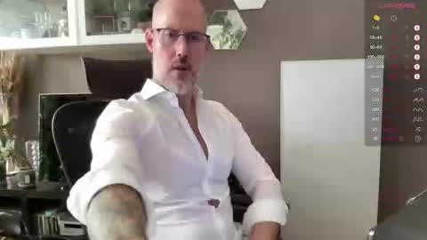 Snapshot of fit_rubinho chatting on 09-19-25, 11:55 Rubn online show from 09-19-25, 11:55