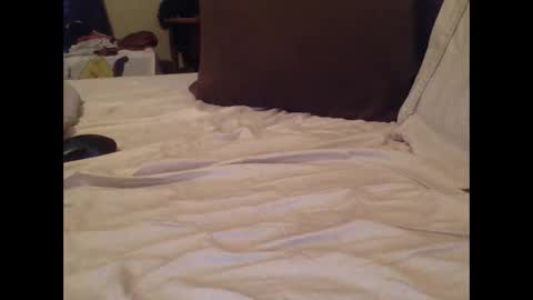 Snapshot of fitbit90 chatting on 12-07-24, 04:14 FitBit online show from 12-07-24, 04:14