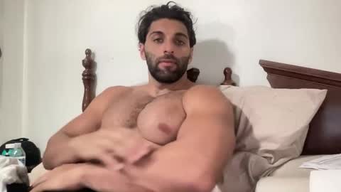 fitcurvyman4fun_69 online show from 04-05-26, 10:07