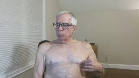 Snapshot of fitman999 chatting on 03-03-25, 04:47 Jon online show from 03-03-25, 04:47