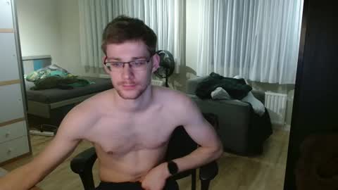 Snapshot of fitwhiteboy01 chatting on 11-15-25, 07:10 Fitwhiteboy01 online show from 11-15-25, 07:10