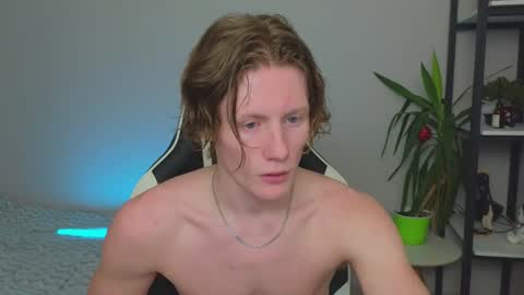 Snapshot of fixsicki chatting on 01-17-25, 03:12 Eren.  online show from 01-17-25, 03:12