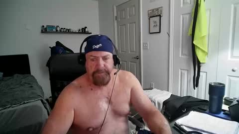 Florida guy online show from 12-15-24, 09:03