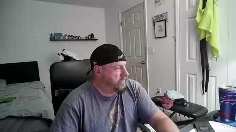 Florida guy online show from 01-24-25, 05:42