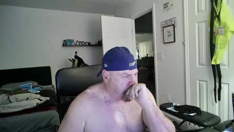 Florida guy online show from 01-28-25, 03:04