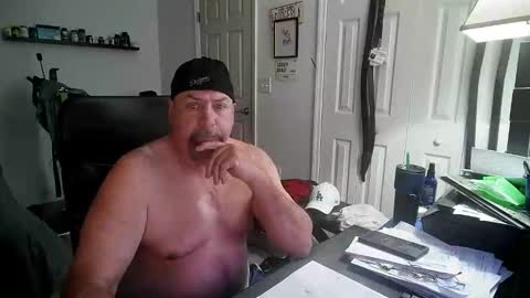Florida guy online show from 11-09-25, 08:34