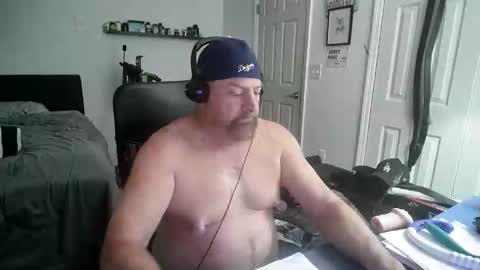 Florida guy online show from 11-22-25, 09:52