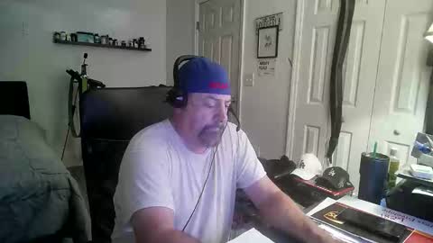 Florida guy online show from 12-16-25, 03:17