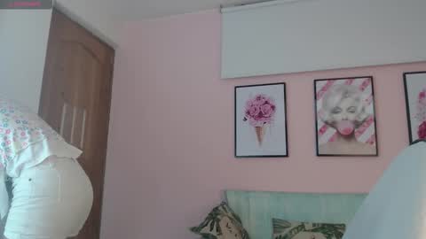 flakasexi1111 online show from 01-11-26, 01:27