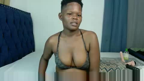 flaquo1 online show from 10-25-25, 01:40