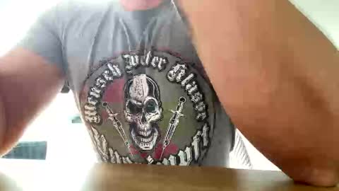 Snapshot of flashi1990 chatting on 10-23-25, 12:15 flashi1990 online show from 10-23-25, 12:15