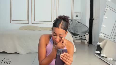 Flavia online show from 10-06-25, 07:22