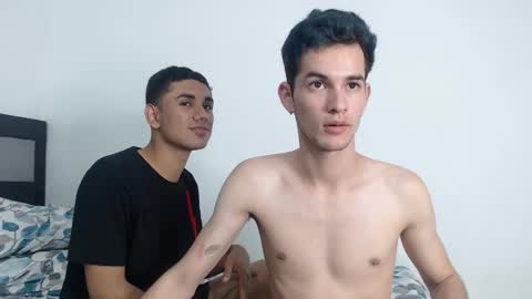 Snapshot of fleeting_love chatting on 12-19-25, 01:45 Steven and Daniel online show from 12-19-25, 01:45