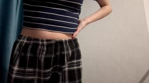 Snapshot of fleshpoetry chatting on 02-26-26, 01:15 Emma online show from 02-26-26, 01:15