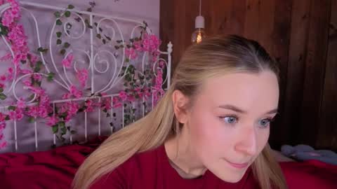 Amina online show from 11-25-25, 12:16