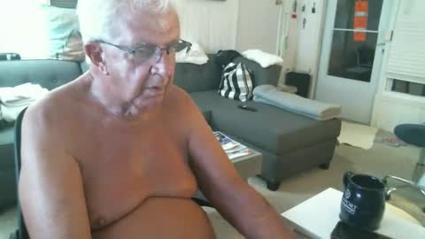 flfunnow online show from 09-26-25, 09:46