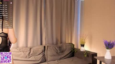 Doloras online show from 10-14-25, 06:25