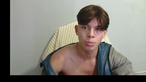 Snapshot of flirtfactorx chatting on 11-14-25, 10:29 flirtfactorx online show from 11-14-25, 10:29