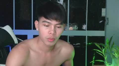 Snapshot of flirtfactorx chatting on 12-05-25, 09:00 flirtfactorx online show from 12-05-25, 09:00