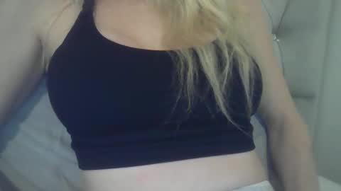 flirtybabe26 online show from 10-13-25, 12:21