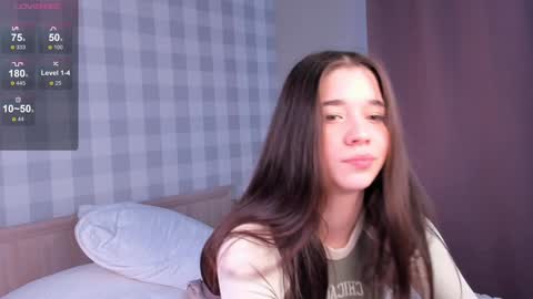 Emely  online show from 01-20-25, 06:10