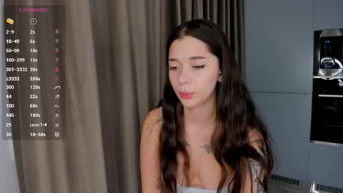 Emely  online show from 10-04-25, 12:19