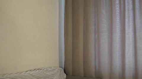 Mila online show from 10-18-25, 05:21