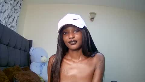 Snapshot of flirtyy_sheery chatting on 12-22-24, 12:49 sheery online show from 12-22-24, 12:49