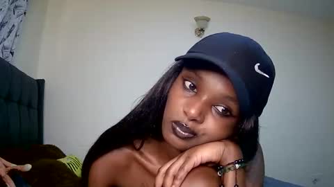 Snapshot of flirtyy_sheery chatting on 01-20-25, 09:56 sheery online show from 01-20-25, 09:56