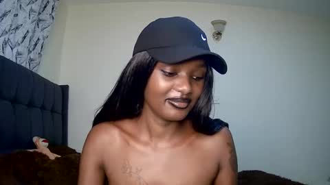 Snapshot of flirtyy_sheery chatting on 01-24-25, 06:46 sheery online show from 01-24-25, 06:46