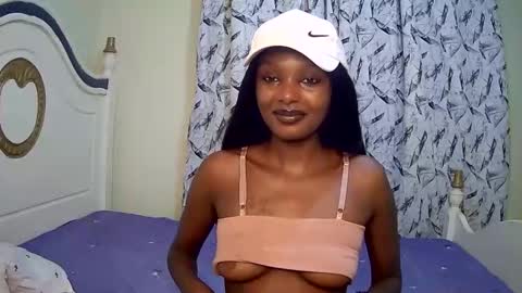 Snapshot of flirtyy_sheery chatting on 03-04-25, 09:40 sheery online show from 03-04-25, 09:40