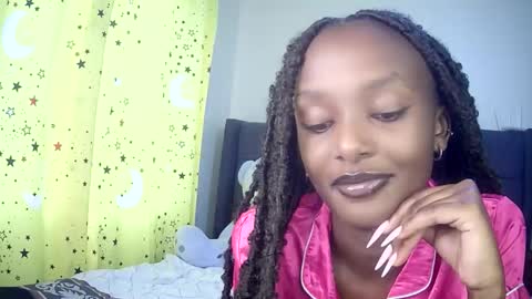 Snapshot of flirtyy_sheery chatting on 10-08-25, 06:33 sheery online show from 10-08-25, 06:33