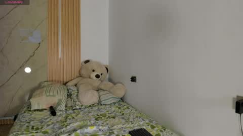    online show from 04-01-26, 07:09